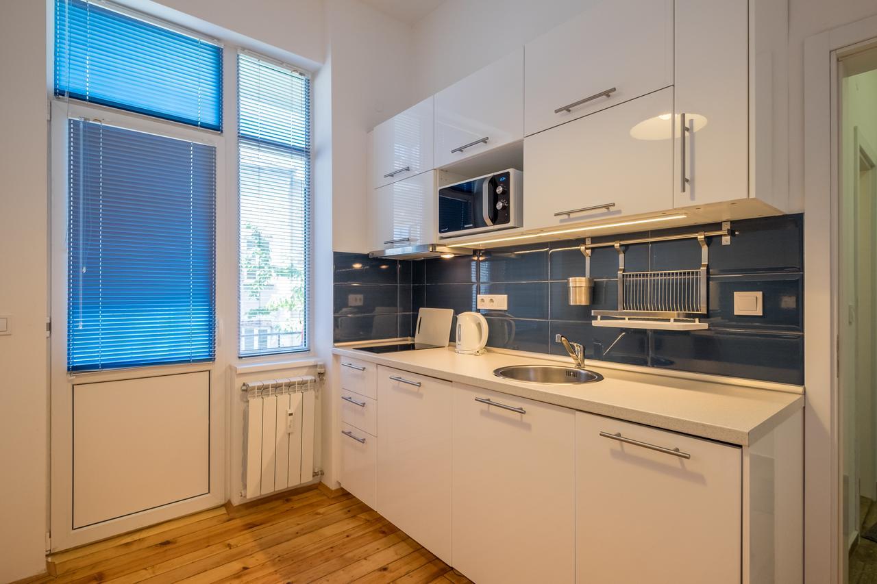 Apartment Poker Style In Heart In The